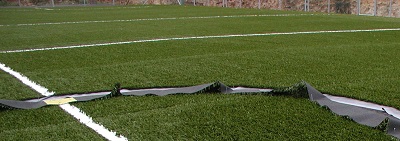 вшитая разметка спортивного поля укладка искусственной травы